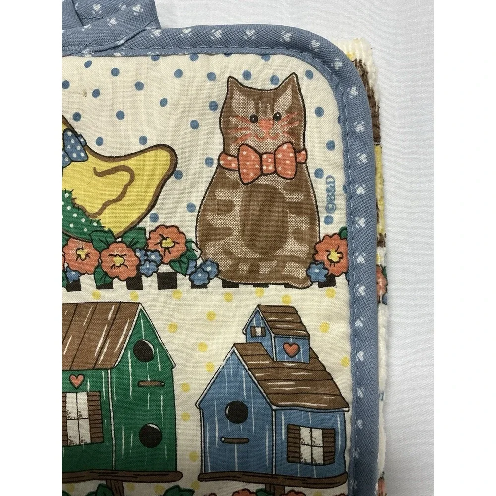 Vintage Home Sweet Home Birdhouse and Cat Themed Kitchen Towel and Pot Holder